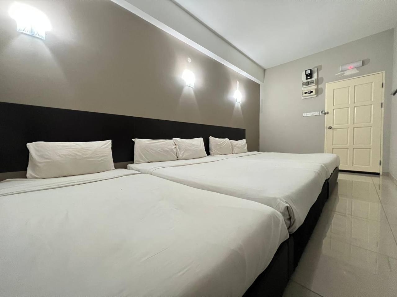 Nice Stay Three Six Five Services Kuching Exterior foto