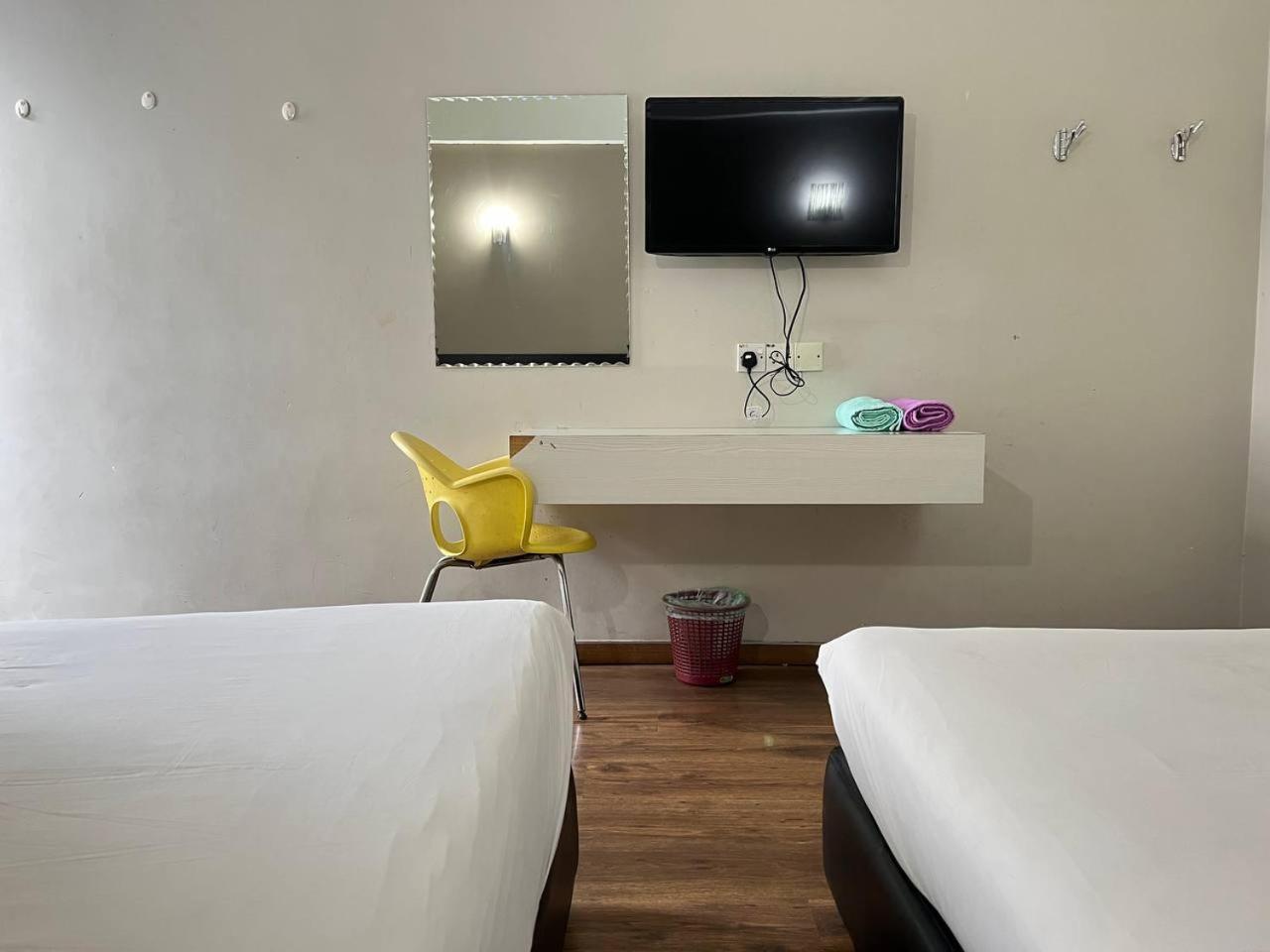 Nice Stay Three Six Five Services Kuching Exterior foto